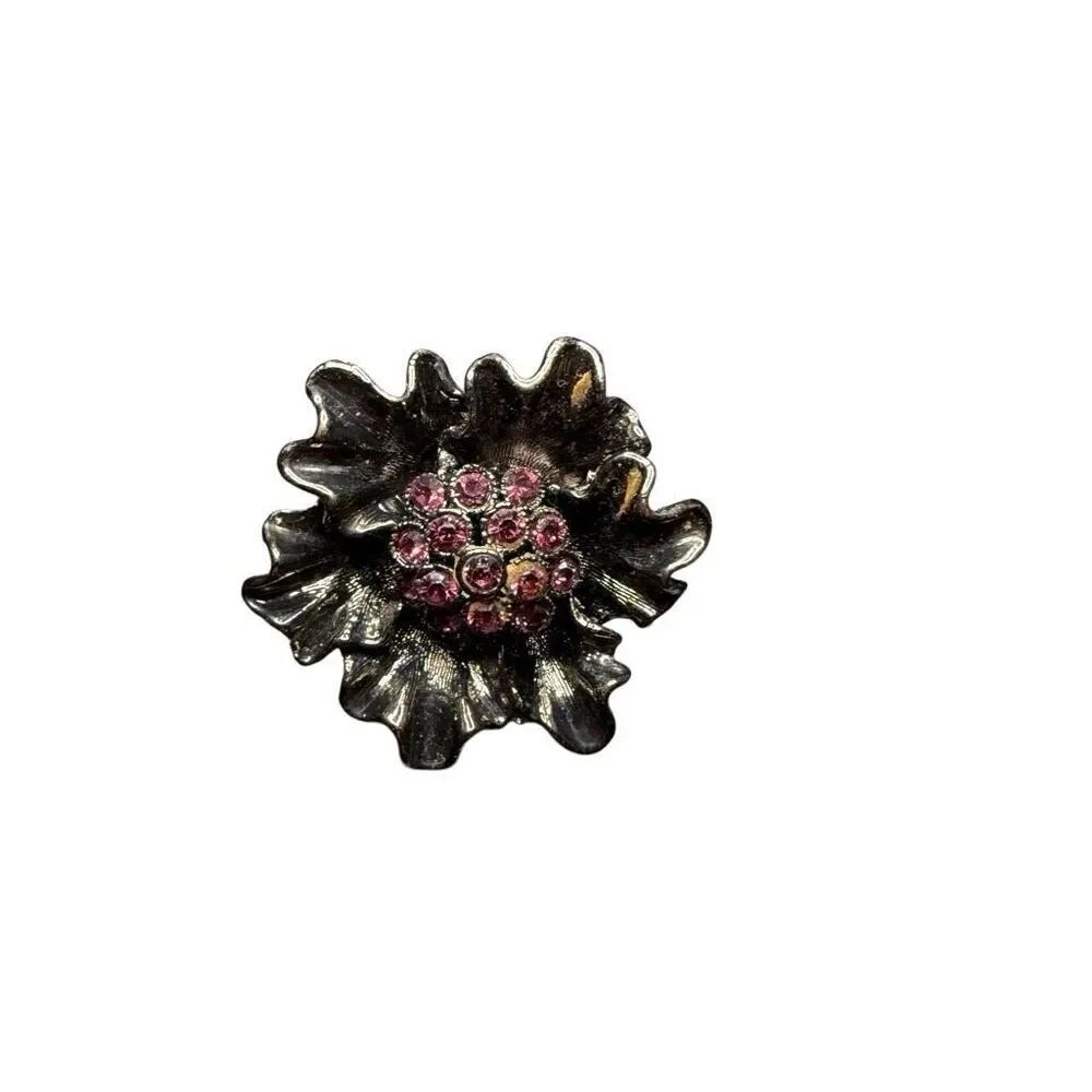 BKE Gunmetal Flower with purple stones statement ring- size 7 - Picture 2 of 4